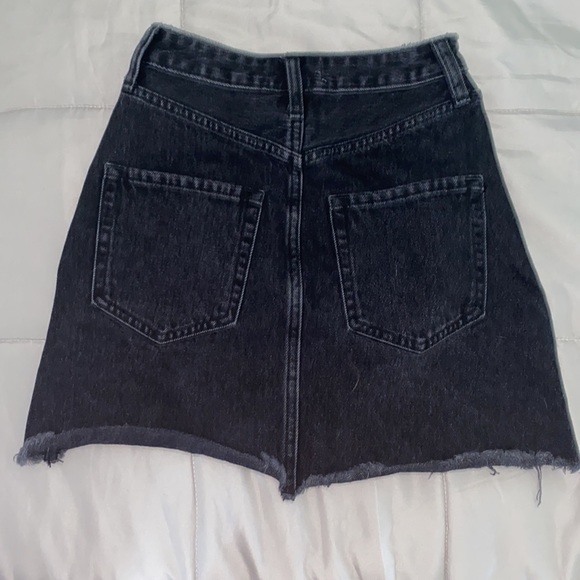 Abercrombie & Fitch Zip Up Skirt - Picture 2 of 2